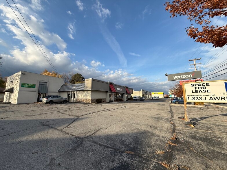 220-222 W Plank Rd, Altoona, PA for lease - Building Photo - Image 2 of 5