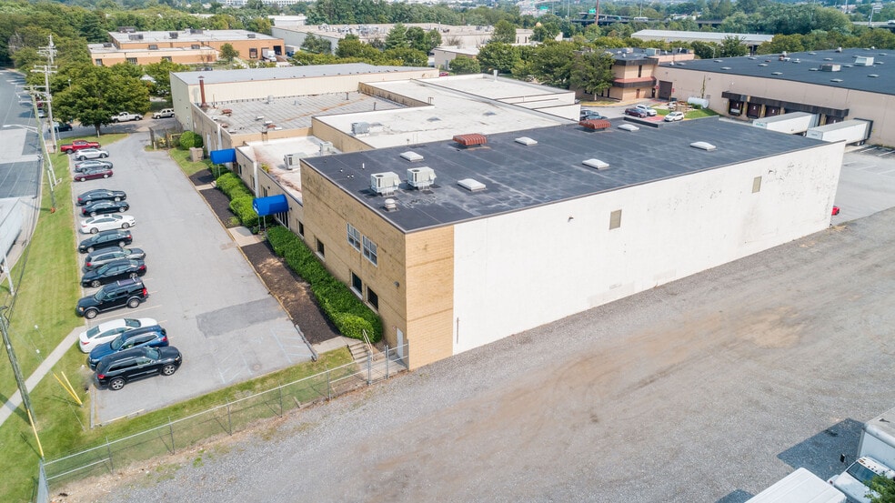 1200 Bernard Dr, Baltimore, MD for lease - Building Photo - Image 3 of 14