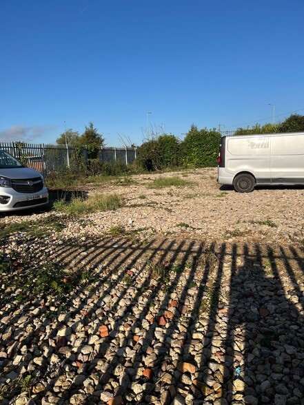 Land in Didcot for lease - Building Photo - Image 2 of 3