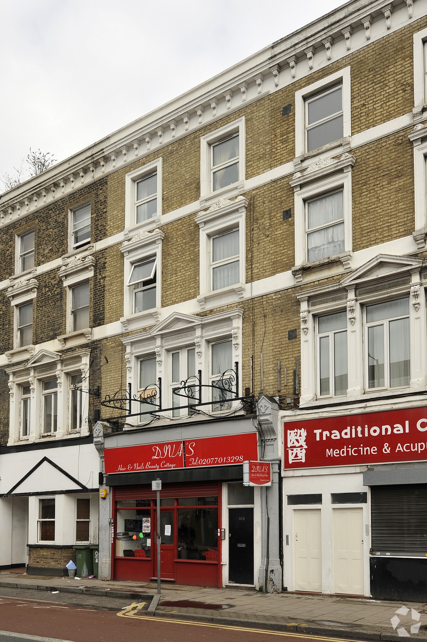 313 Camberwell Rd, London for sale Primary Photo- Image 1 of 1