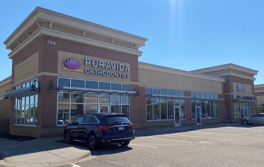 749 Apollo Dr, Lino Lakes, MN for lease - Building Photo - Image 3 of 9