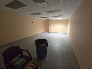 500 W Loockerman St, Dover, DE for lease Interior Photo- Image 2 of 7