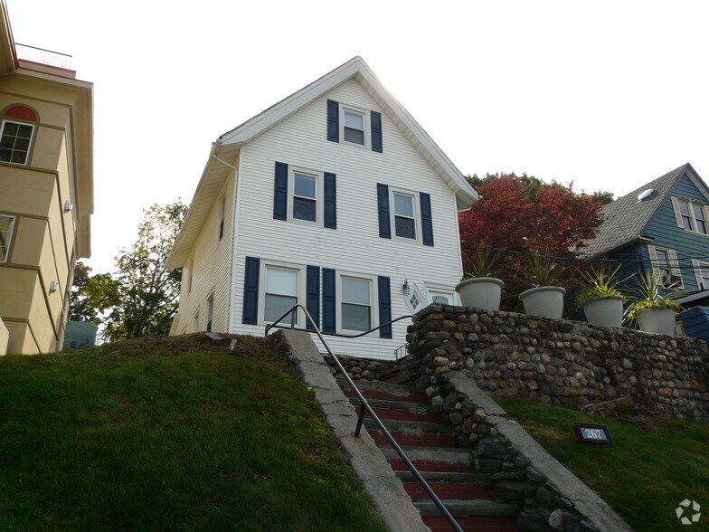 267 Central Ave, White Plains, NY 10606