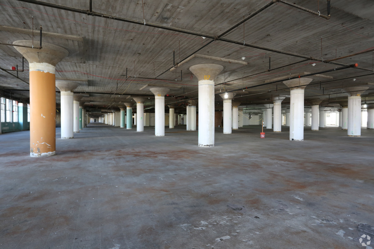 401 N Broad St, Philadelphia, PA for lease Interior Photo- Image 1 of 2