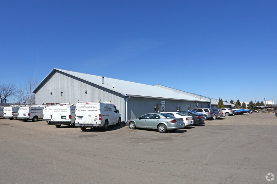 26106 Newton Cir, Elko, MN for sale - Primary Photo - Image 1 of 1