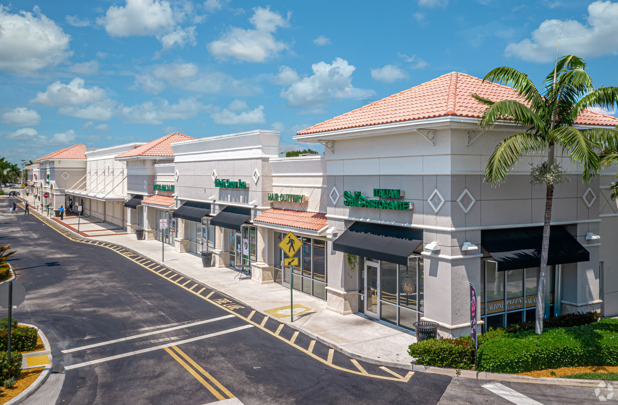 15701-15739 Pines Blvd, Pembroke Pines, FL for sale Building Photo- Image 1 of 1