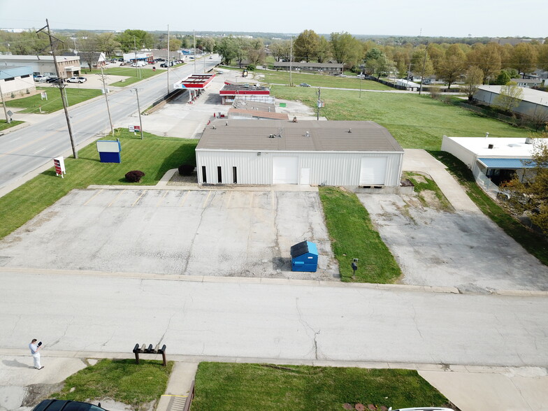 909 N Scott Ave, Belton, MO for sale - Building Photo - Image 1 of 7