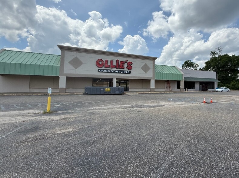 600 Westgate Plz, Andalusia, AL for lease - Building Photo - Image 1 of 6
