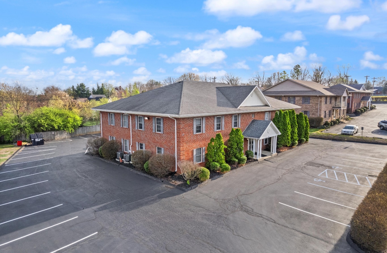 103 Wind Haven Dr, Nicholasville, KY for lease Interior Photo- Image 1 of 9