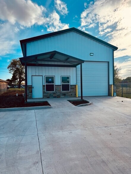 1433 30th, Wichita Falls, TX for sale - Building Photo - Image 1 of 1