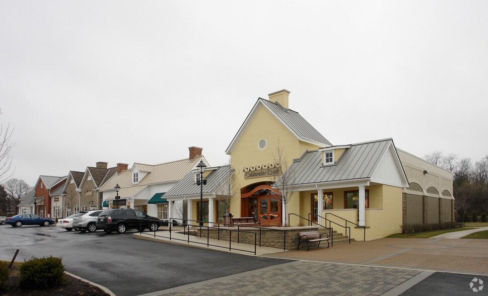 43054335 W Dublin Granville Rd, Dublin, OH 43017 Shoppes at River