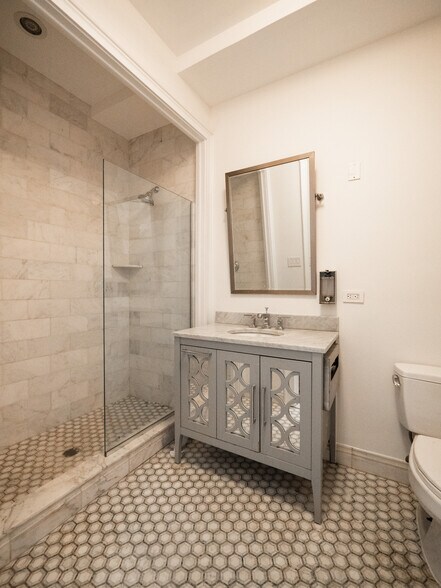50 W 86th St, New York, NY for lease - Building Photo - Image 3 of 13