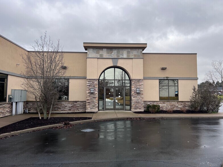 1065 Ridge Rd, Webster, NY for sale - Building Photo - Image 1 of 1