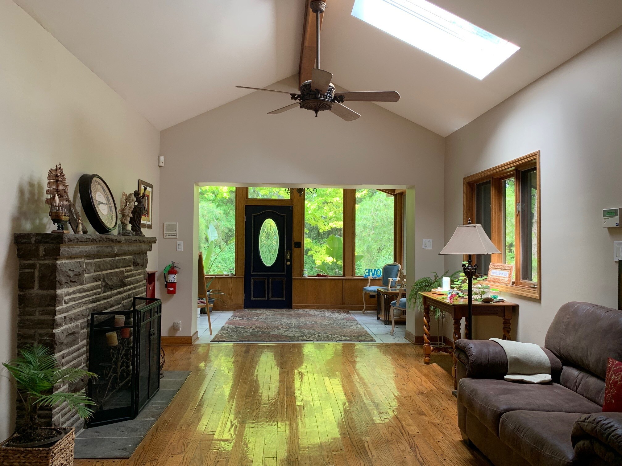 808 Discovery Drive West Chicago Illinois 60185 - x8xk2be