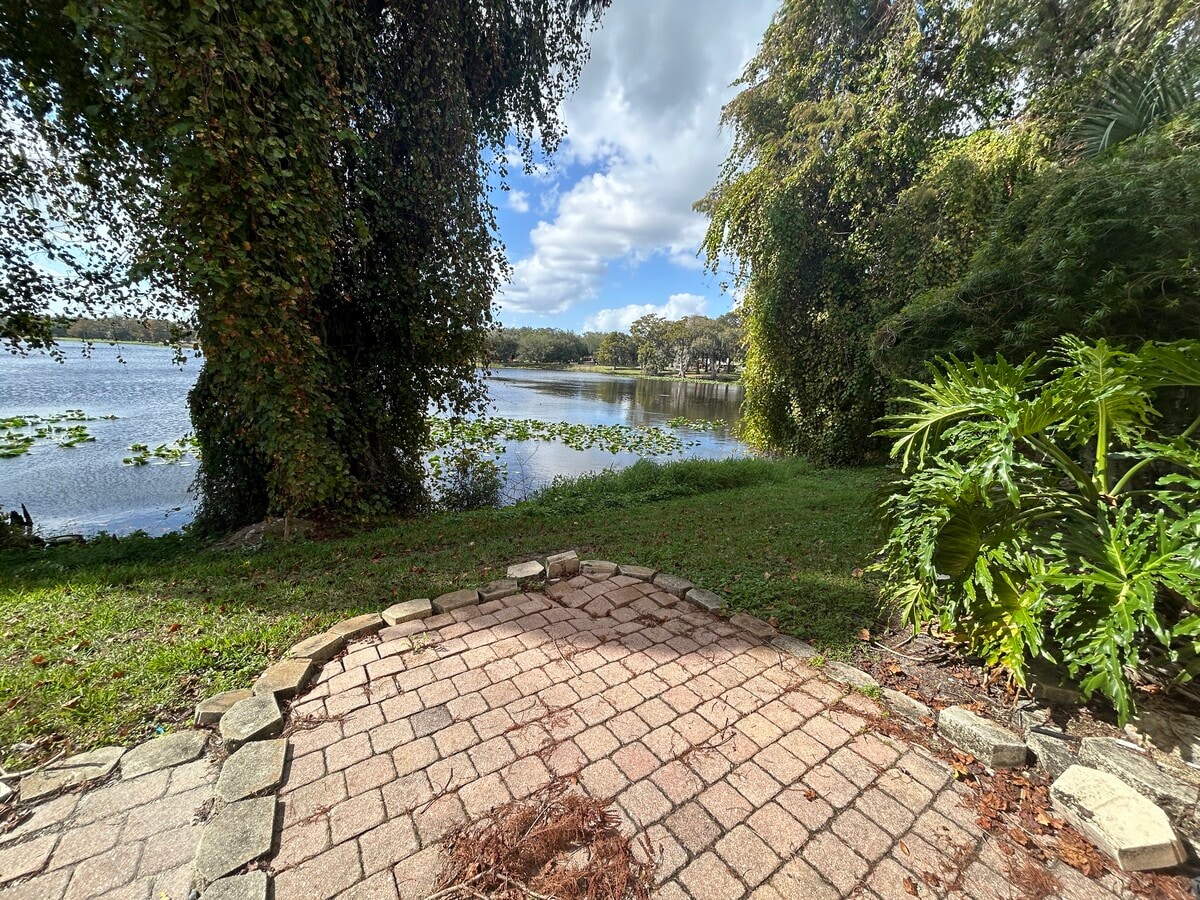 View Photo