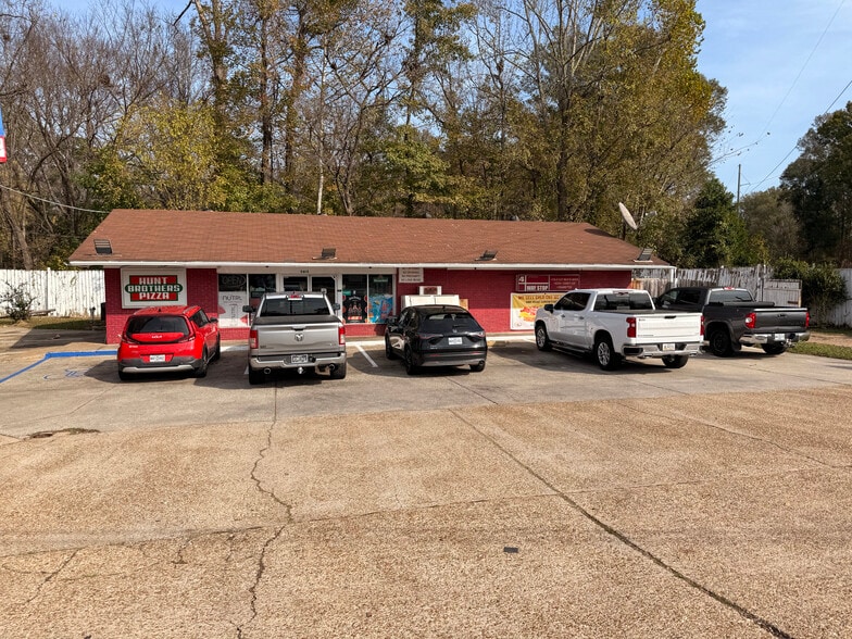 3613 Wisconsin St, Vicksburg, MS for sale - Building Photo - Image 2 of 8