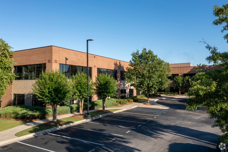 2700 Corporate Dr, Birmingham, AL for lease - Primary Photo - Image 1 of 5