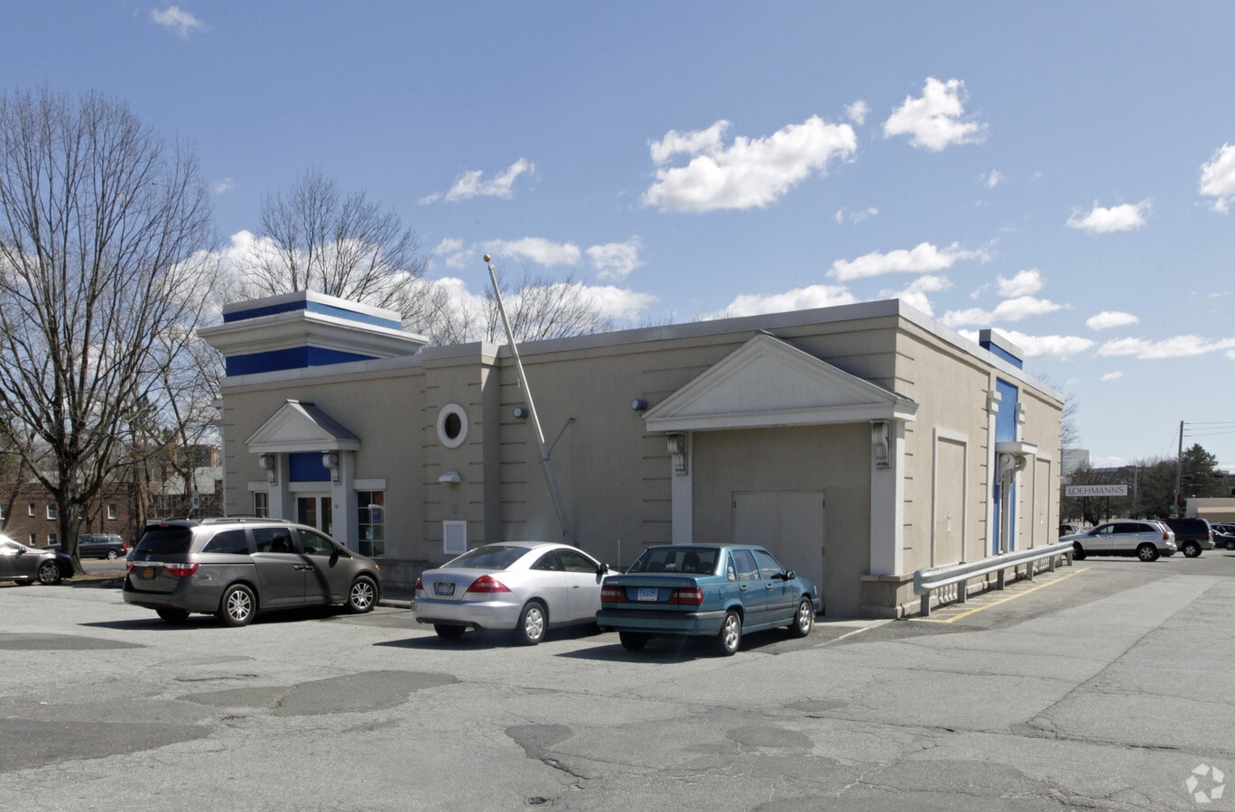 45 Tarrytown Rd, White Plains, NY 10607