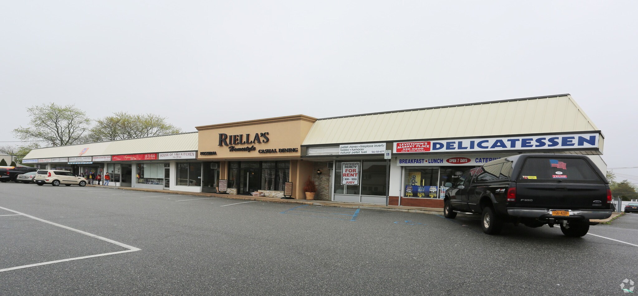3097-3109 N Jerusalem Rd, Levittown, NY for sale Primary Photo- Image 1 of 1