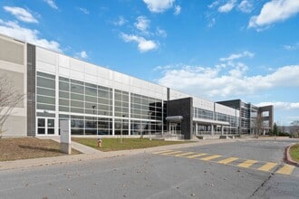 500 Palladium Dr, Ottawa, ON for lease Building Photo- Image 2 of 11