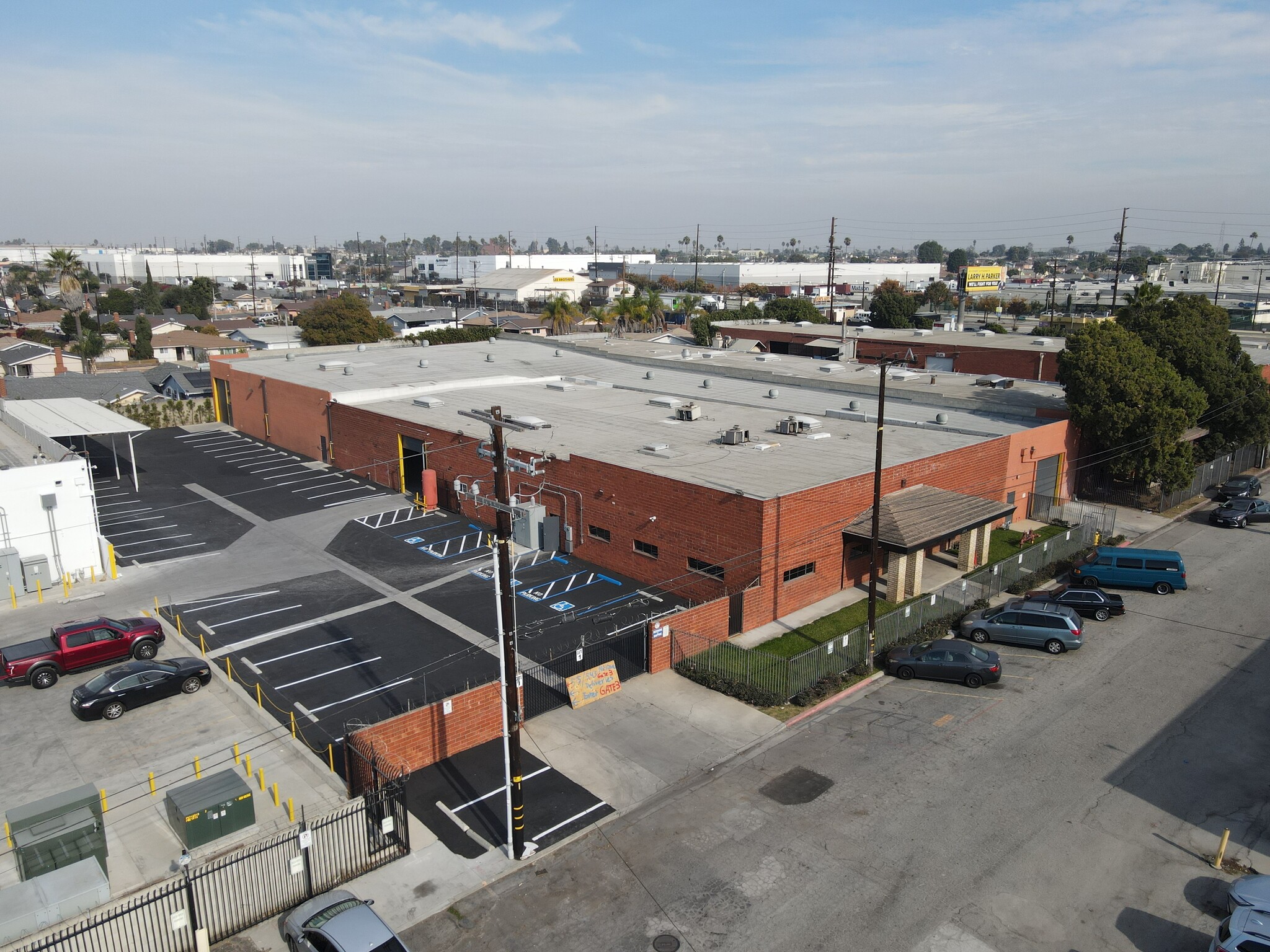 543 E Airline Way, Gardena, CA for lease Building Photo- Image 1 of 11