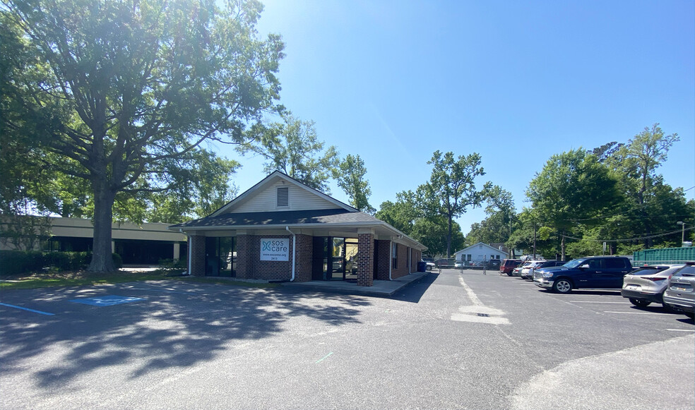 2413 Savannah Hwy, Charleston, SC for lease - Building Photo - Image 1 of 21