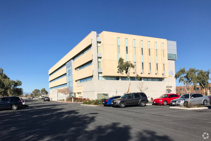 44105 15th St W, Lancaster, CA for sale - Primary Photo - Image 1 of 1