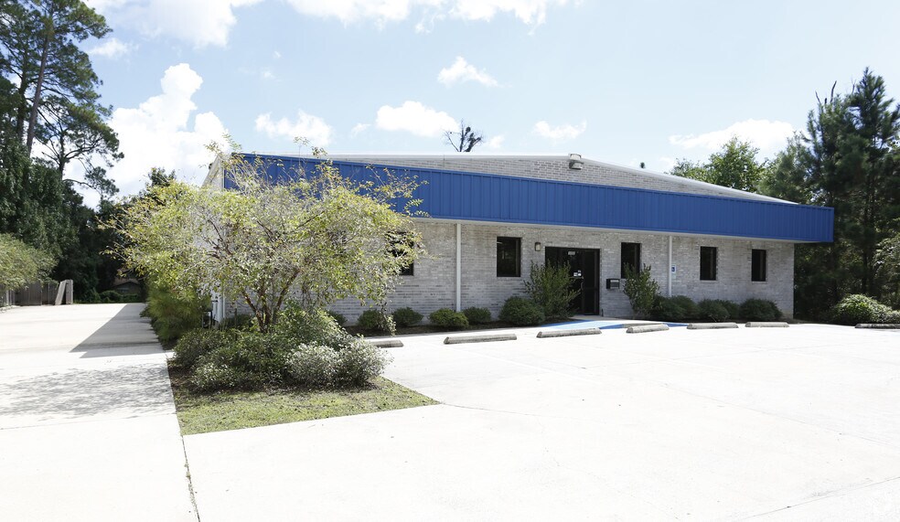 3858 Pontchatrain Dr, Slidell, LA for sale - Primary Photo - Image 1 of 1