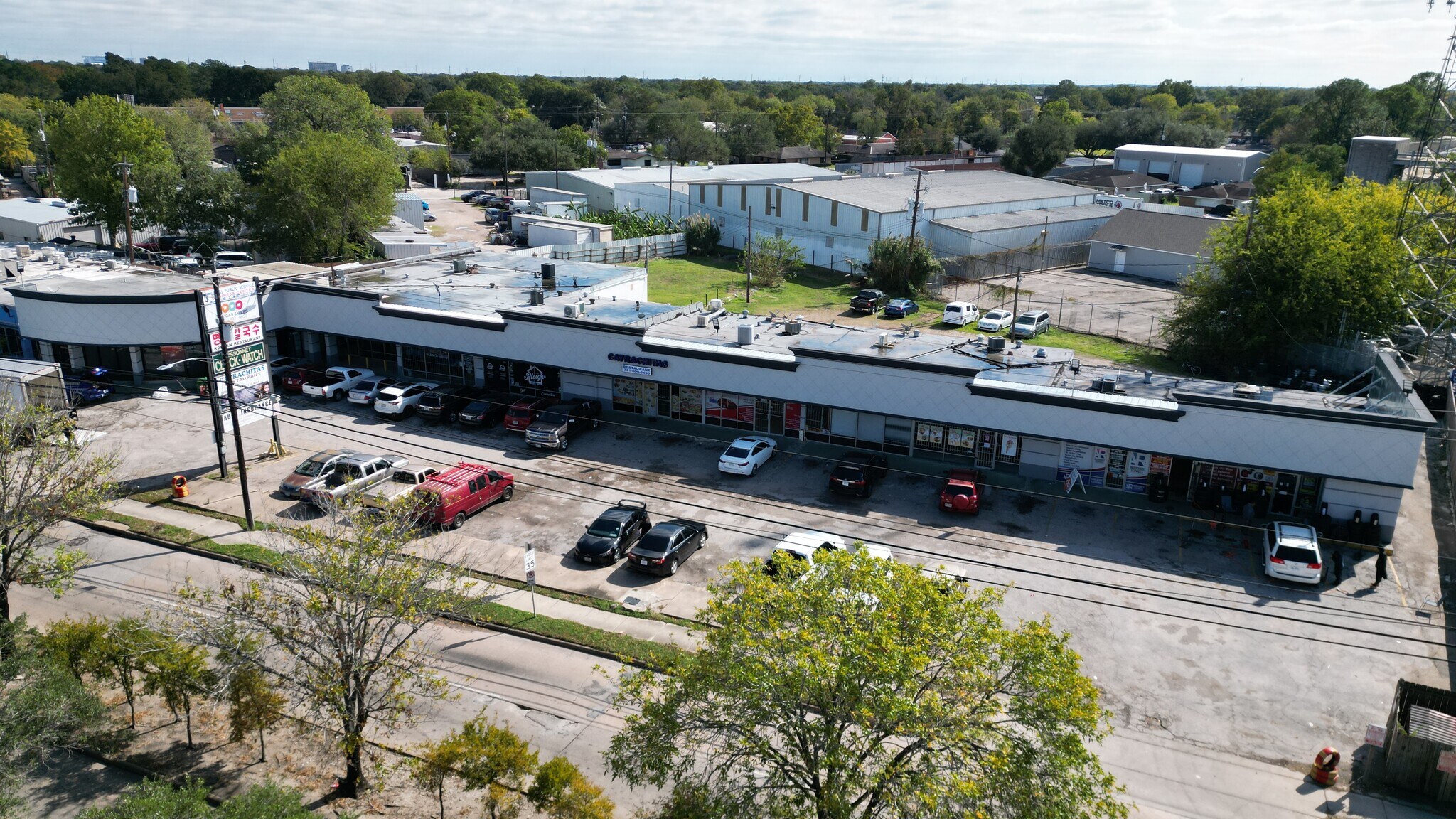 64176433 St, Houston, TX 77074