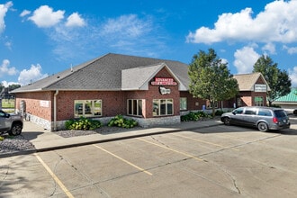 2459 E Euclid Ave, Des Moines, IA for lease Interior Photo- Image 1 of 3