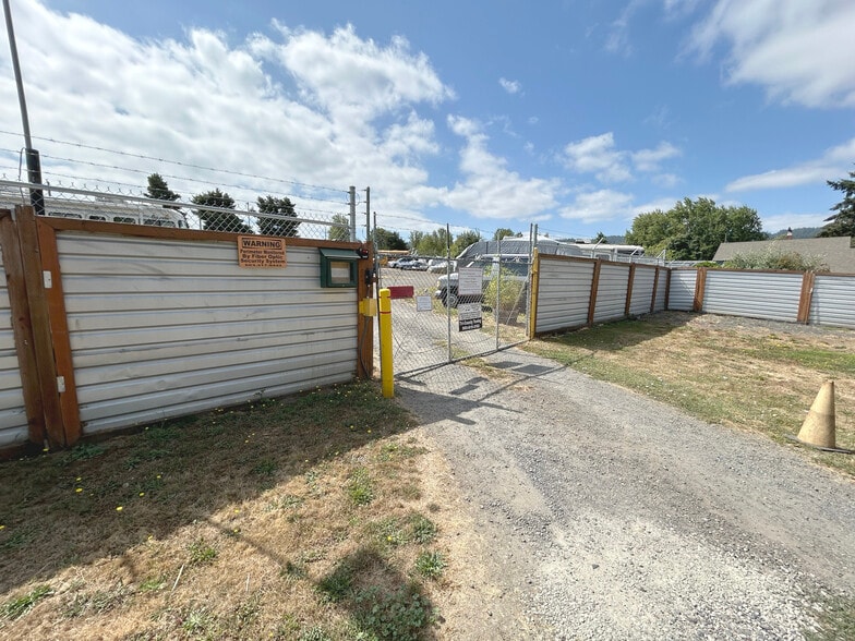 6908 N Roberts Ave, Portland, OR for sale - Building Photo - Image 2 of 14