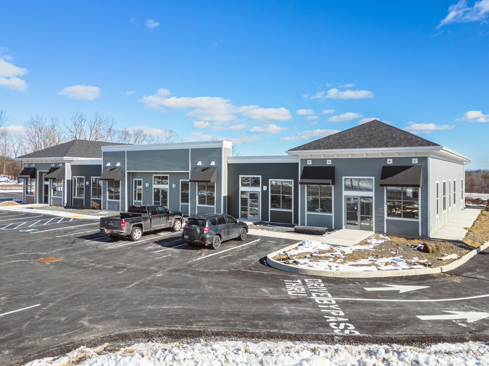 400 Maple Rd, Slingerlands, NY for sale Primary Photo- Image 1 of 1