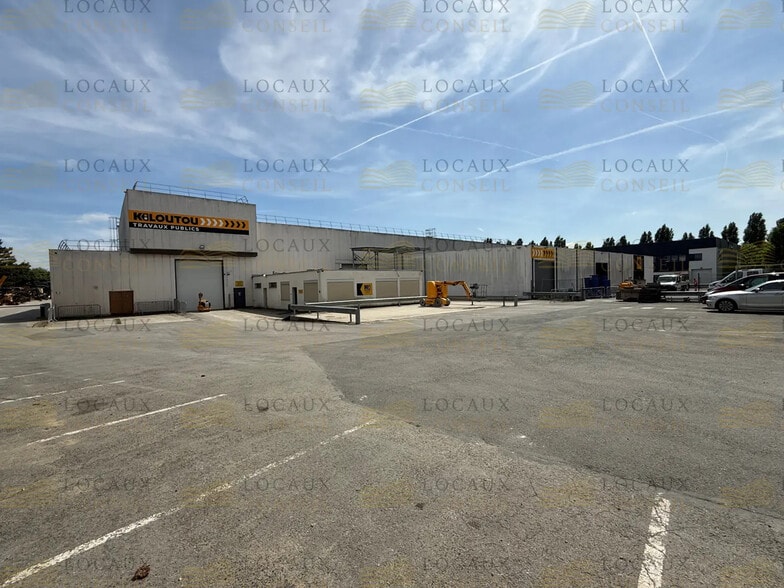 Flex in Roissy-en-France for lease - Building Photo - Image 2 of 9