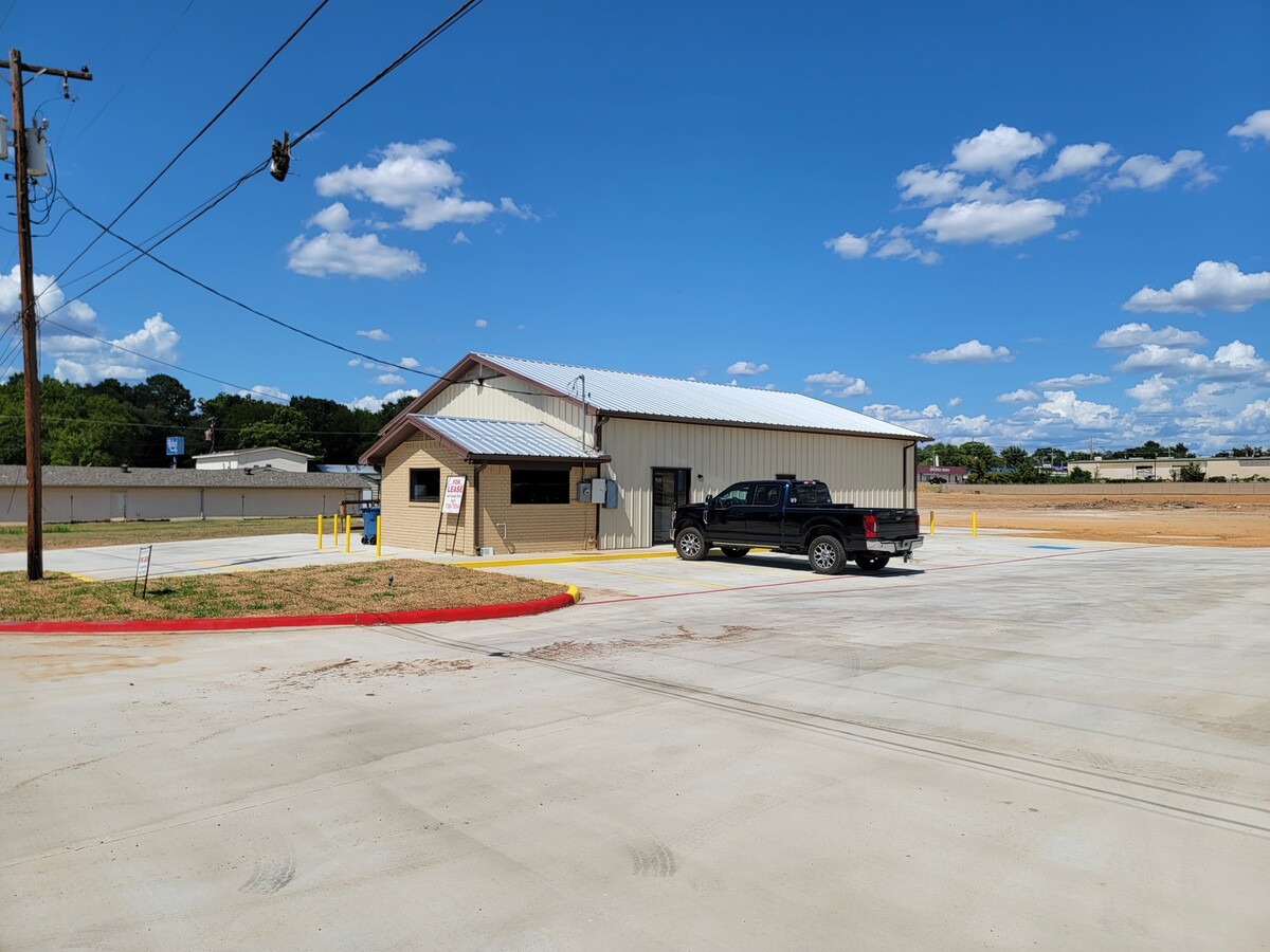 1604 S Moody St, White Oak, TX 75693 | LoopNet