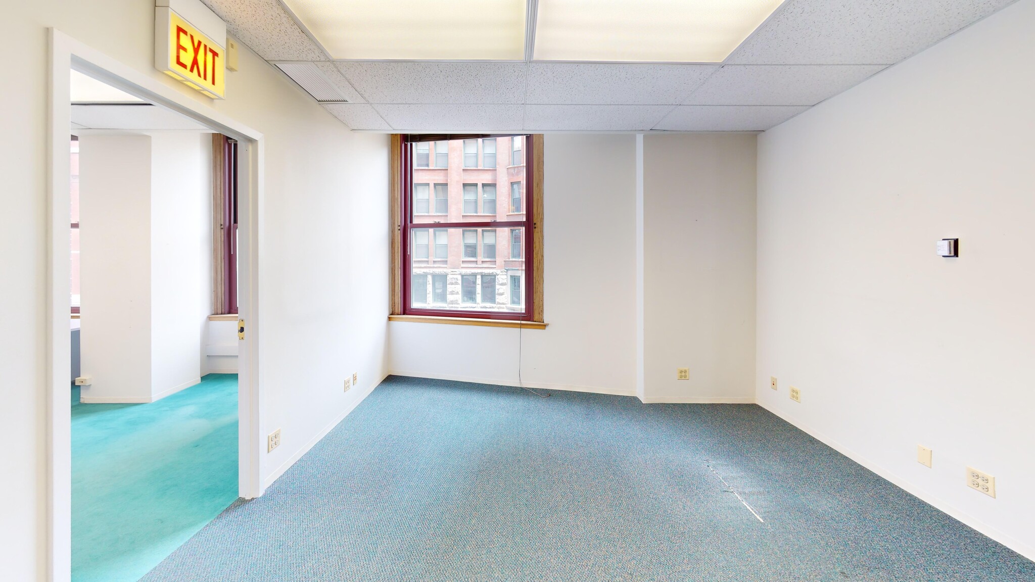542-550 S Dearborn St, Chicago, IL for lease Interior Photo- Image 1 of 2