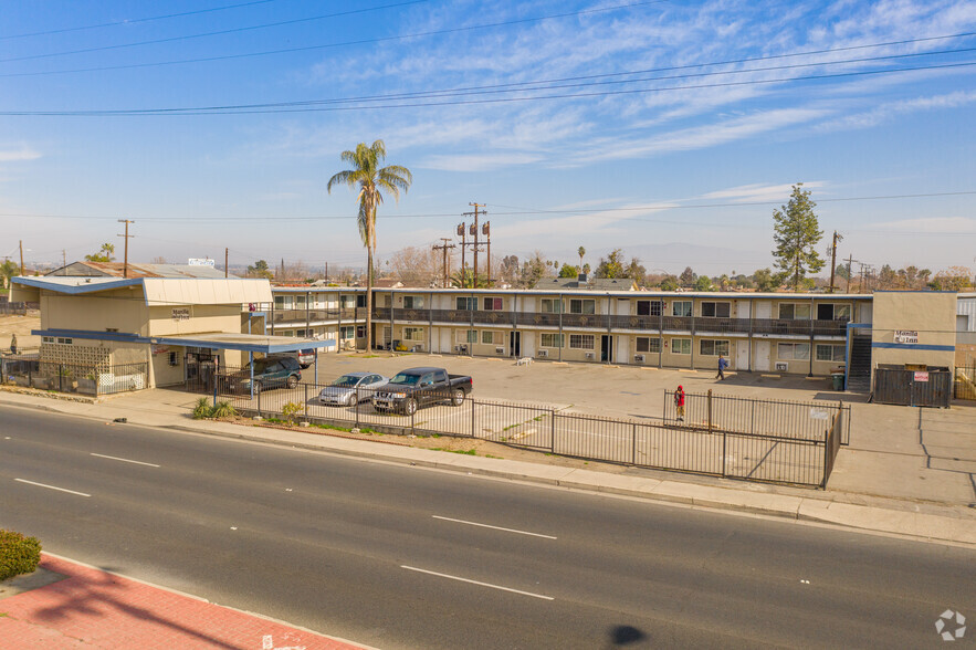 900 Union Ave, Bakersfield, CA for sale - Building Photo - Image 1 of 1