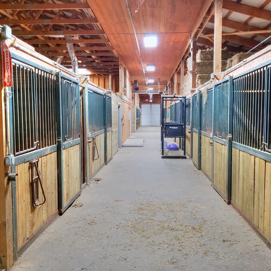 551 Brush Row Rd, Xenia, OH 45385