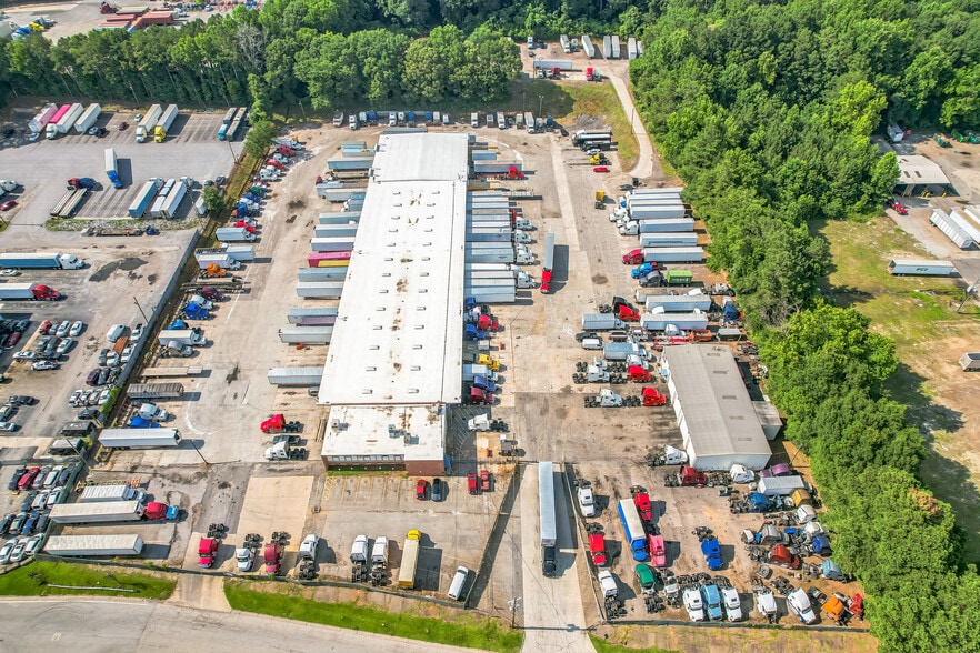 1000 S River Industrial Blvd S, Atlanta, GA for lease - Building Photo - Image 1 of 4