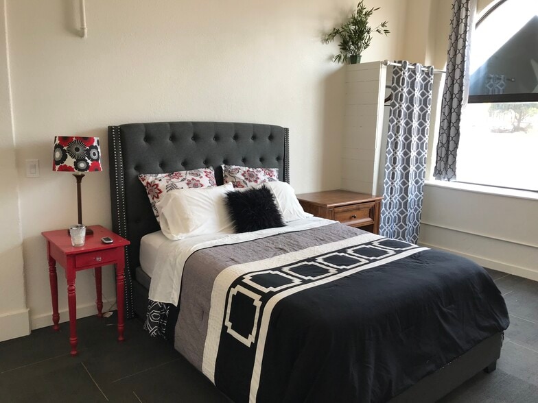 26 N Selig Ave, Montrose, CO for sale - Building Photo - Image 3 of 10