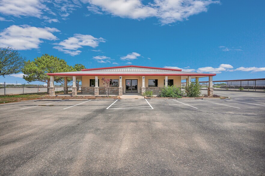 7910 Interstate 20, Midland, TX for lease - Building Photo - Image 1 of 38