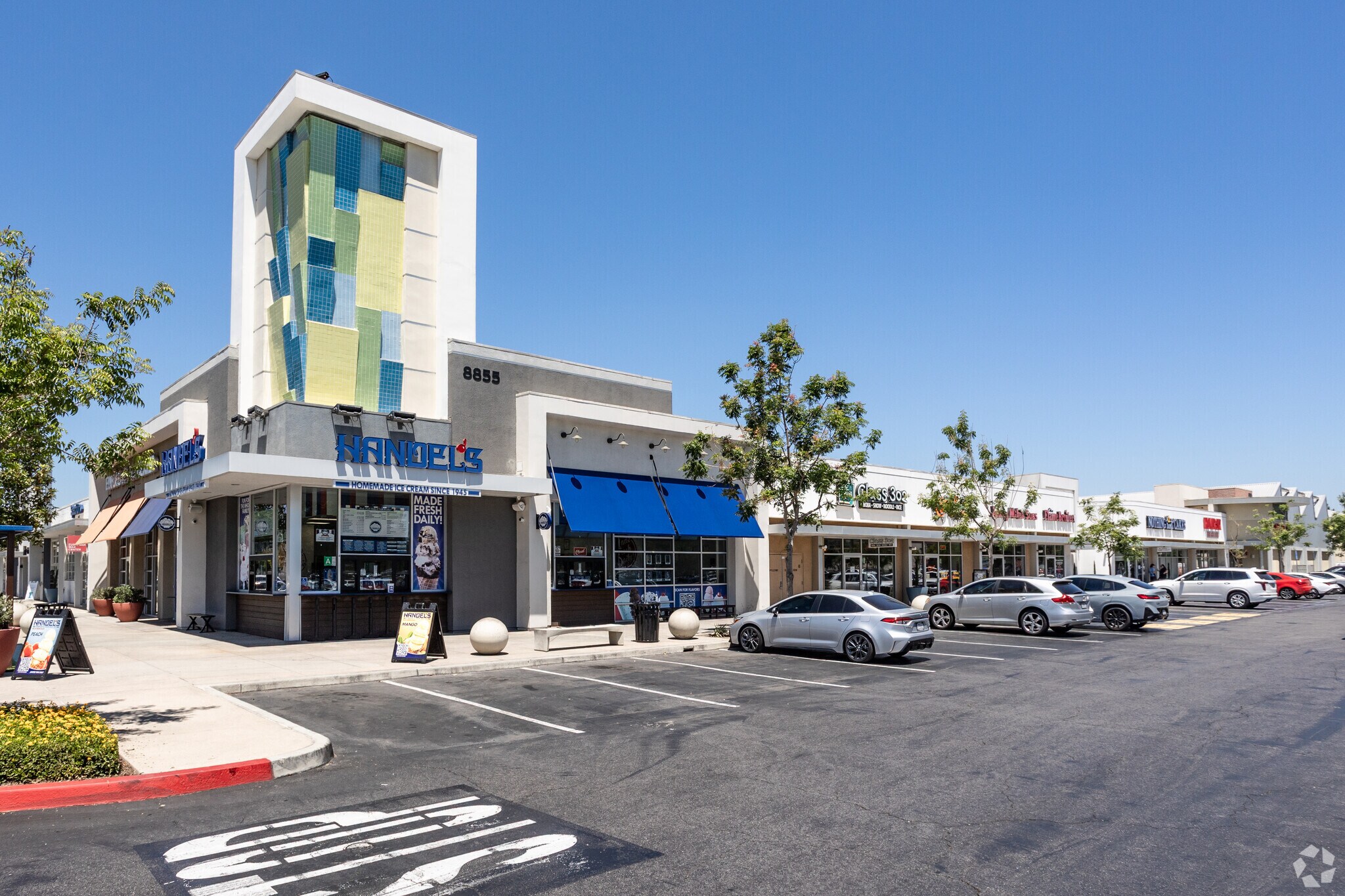 12214 Lakewood Blvd, Downey, CA for sale Primary Photo- Image 1 of 1