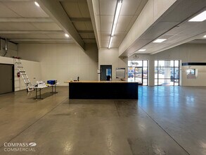 63011 N Highway 97, Bend, OR for lease Interior Photo- Image 2 of 7