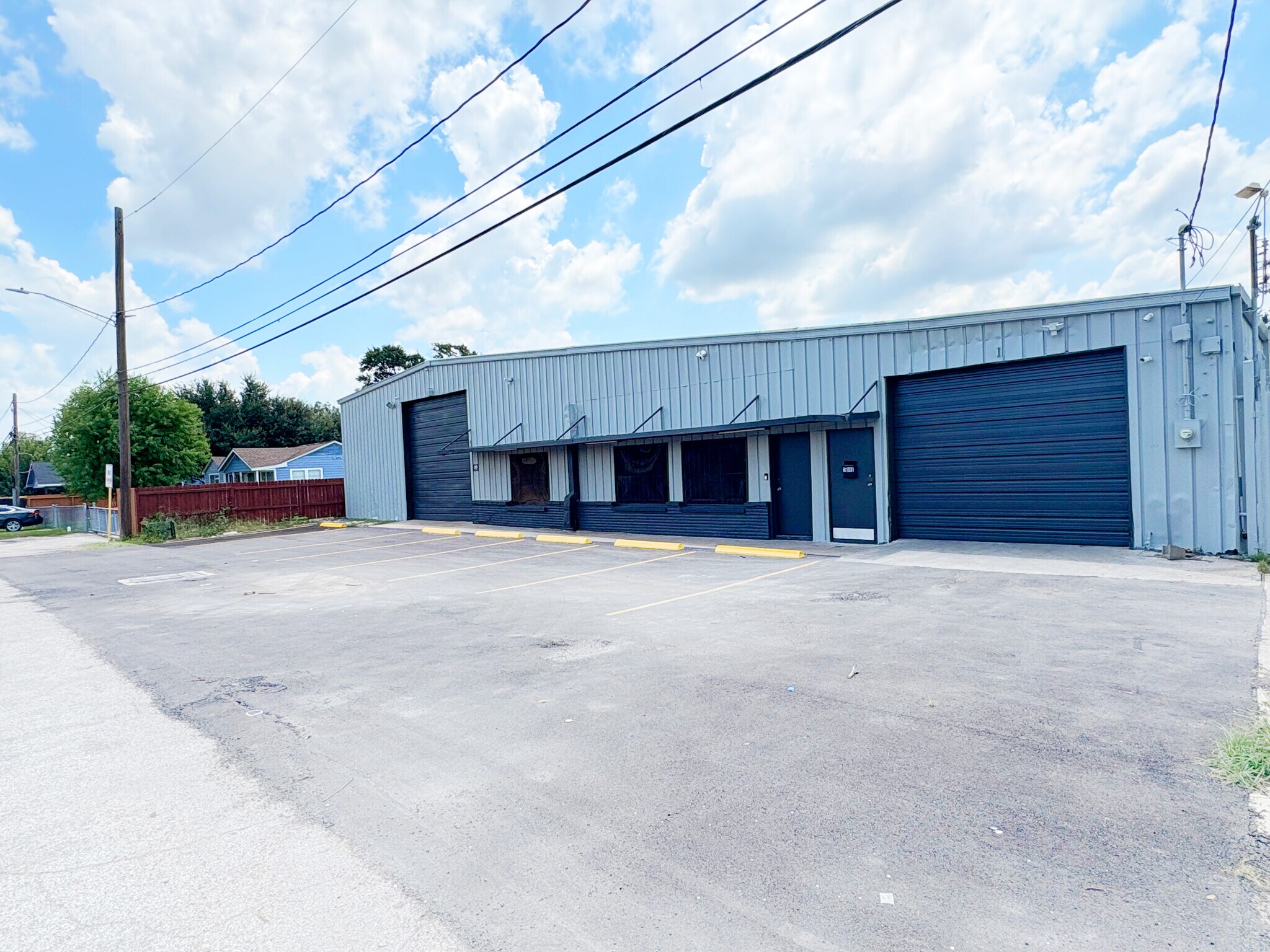 14006 Duncum St, Houston, TX for lease Interior Photo- Image 1 of 2