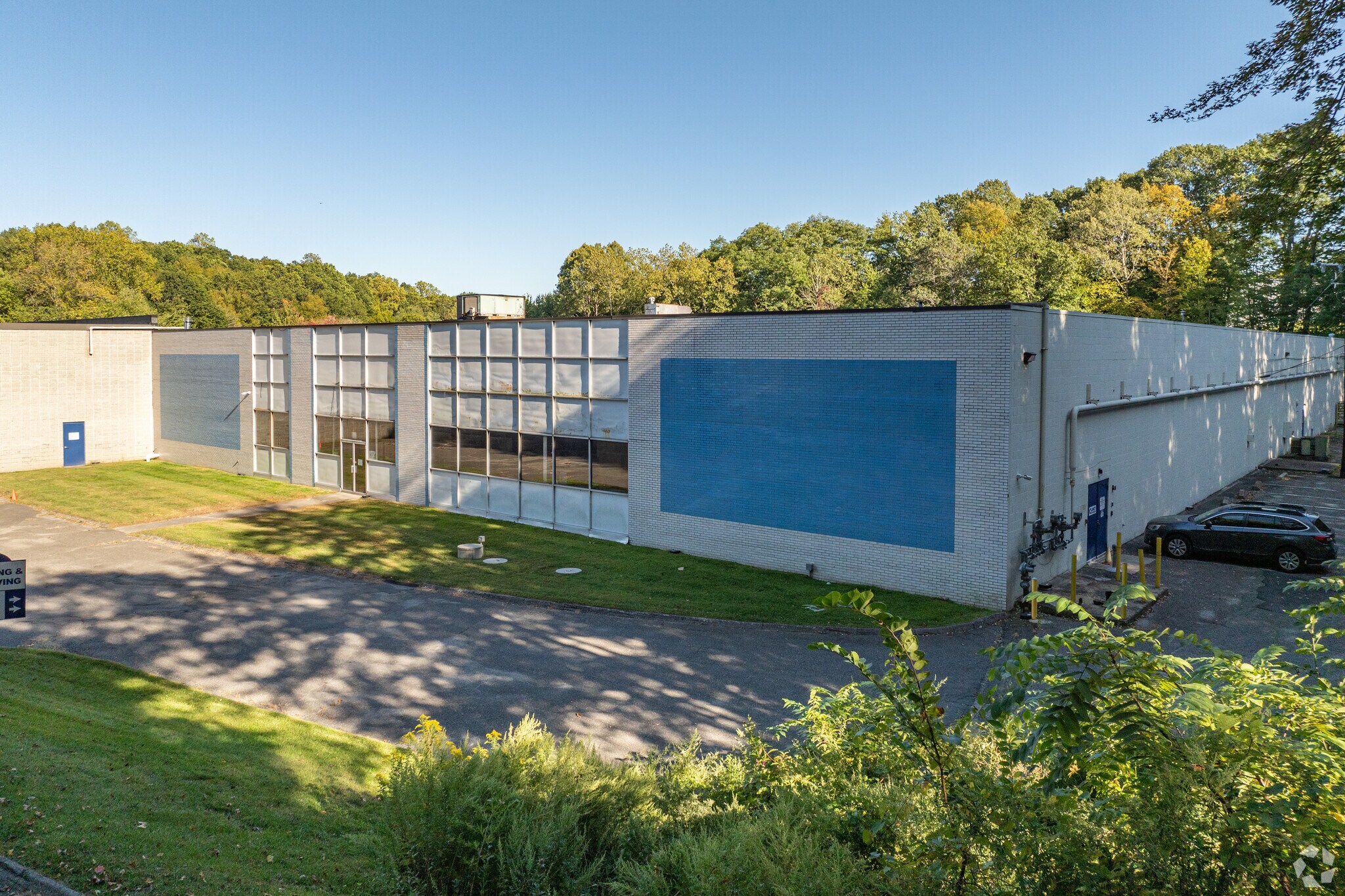 101 S Main St, Newtown, CT for sale Primary Photo- Image 1 of 1