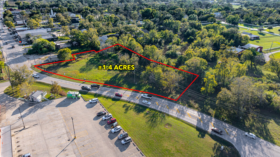 14465 Liberty St., Montgomery, TX for sale - Primary Photo - Image 1 of 12