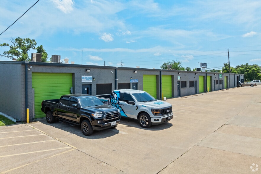 14518 Hempstead Hwy, Houston, TX for lease - Building Photo - Image 3 of 19