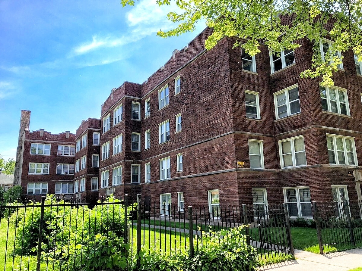 7027-7033 S Indiana Ave, Chicago, IL for sale Building Photo- Image 1 of 6