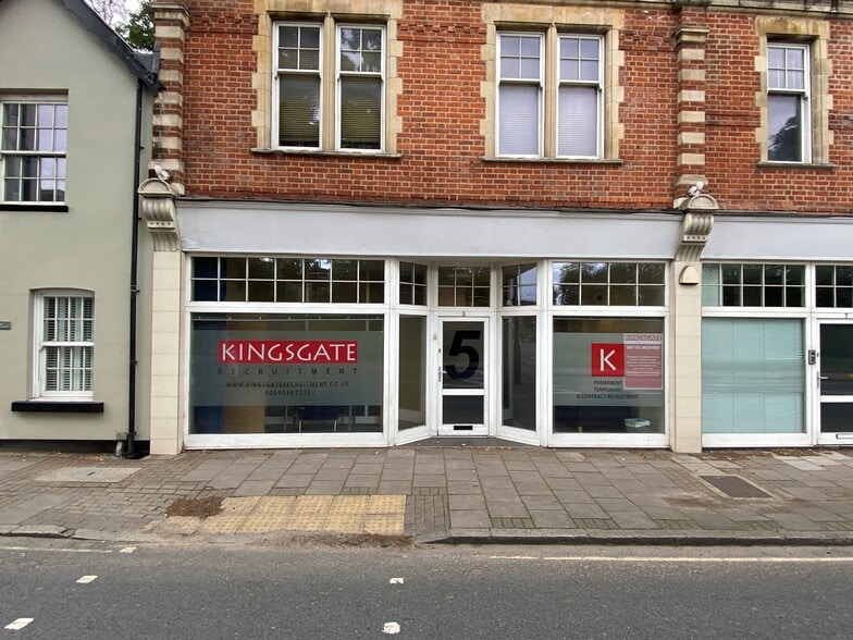 5-11 Hampton Court Rd, Kingston Upon Thames for lease - Building Photo - Image 2 of 4