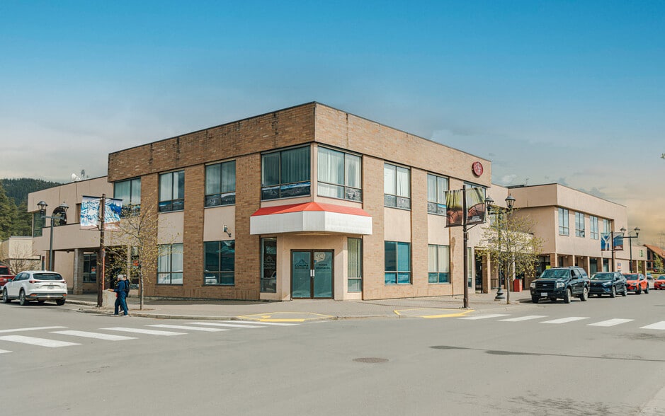 105-235 Front St, Tumbler Ridge, BC for sale - Primary Photo - Image 1 of 1