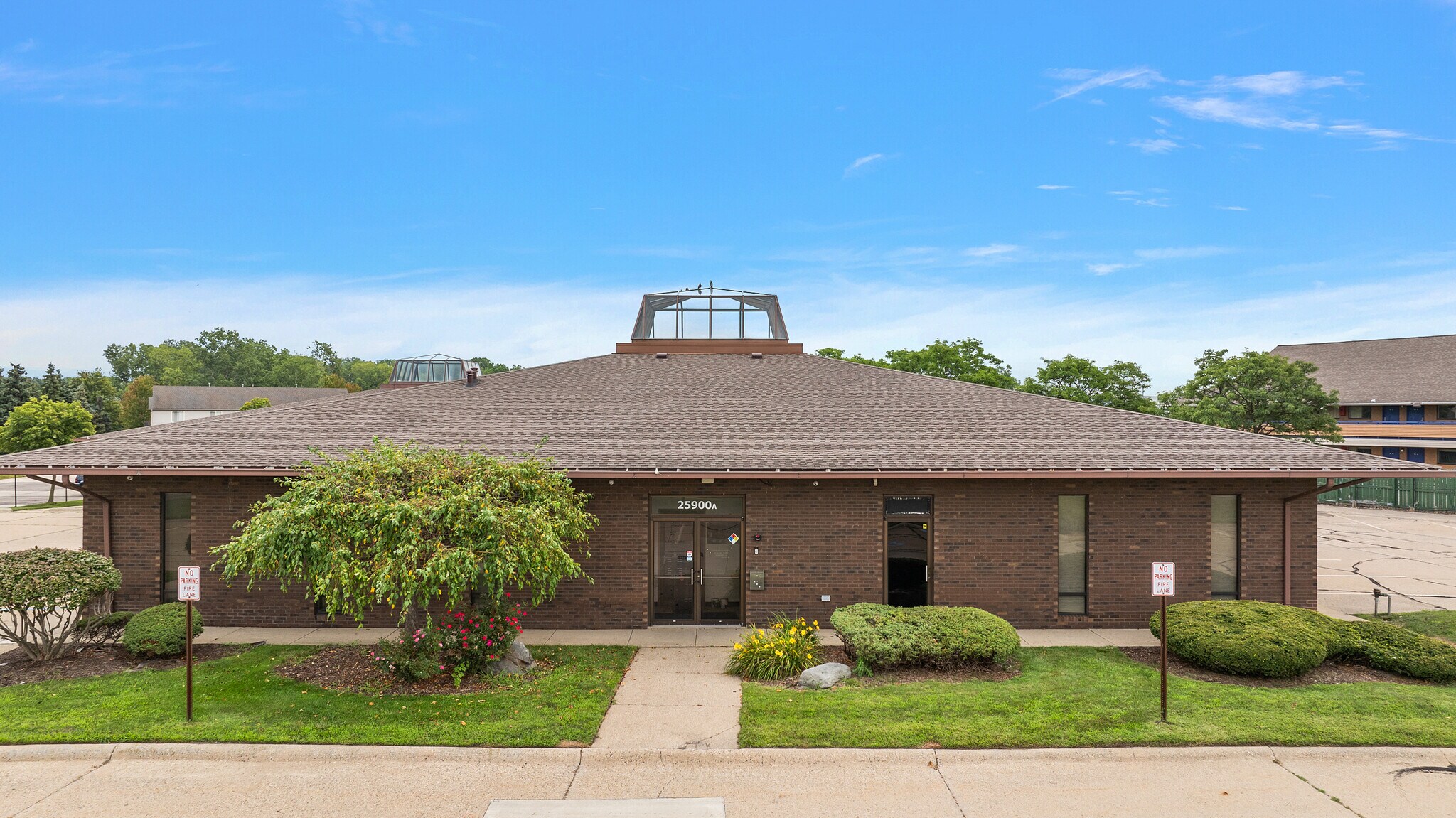 25900 Dequindre Rd, Warren, MI for sale Primary Photo- Image 1 of 1